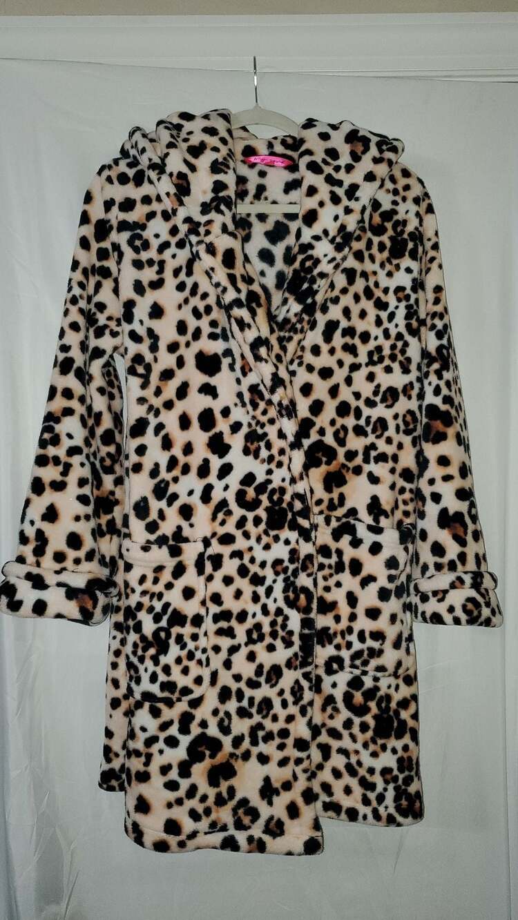 Betsey Johnson Leopard Print Hooded Plush Robe Size M/L